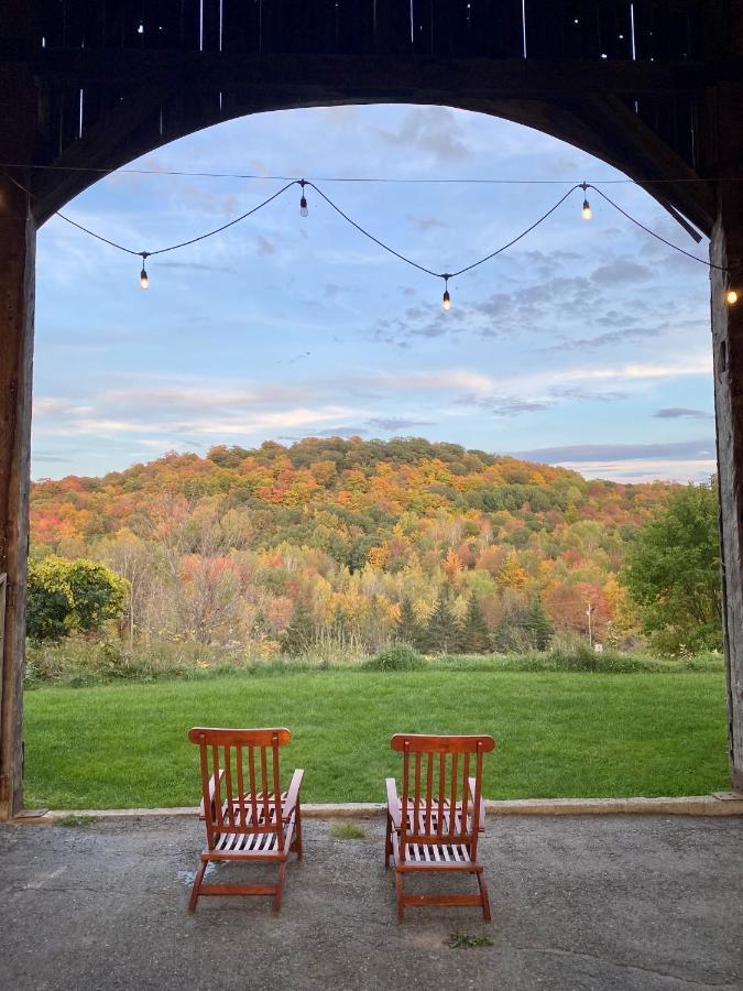 Beatnik Hotel Bromont Extérieur photo