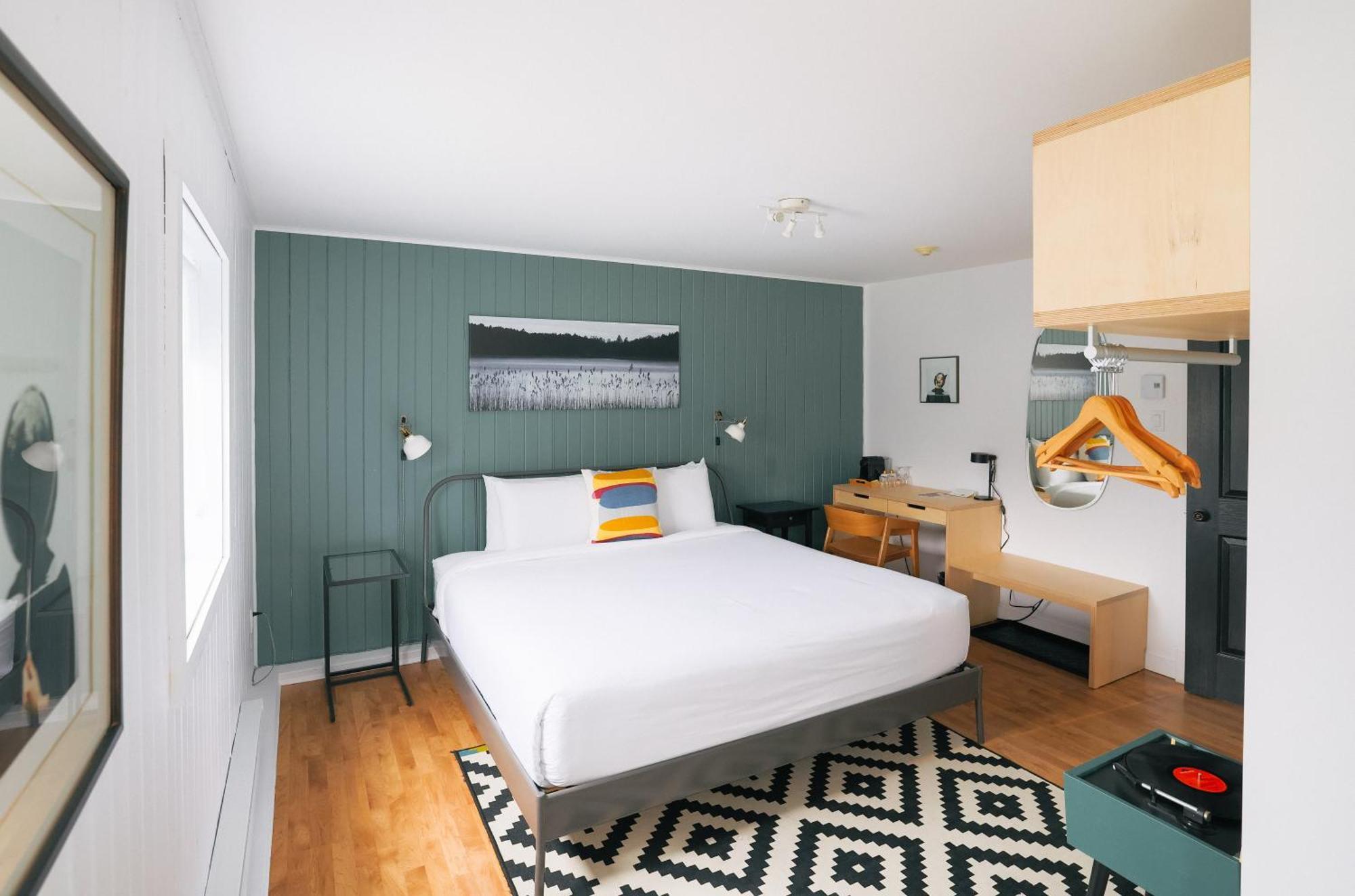 Beatnik Hotel Bromont Extérieur photo