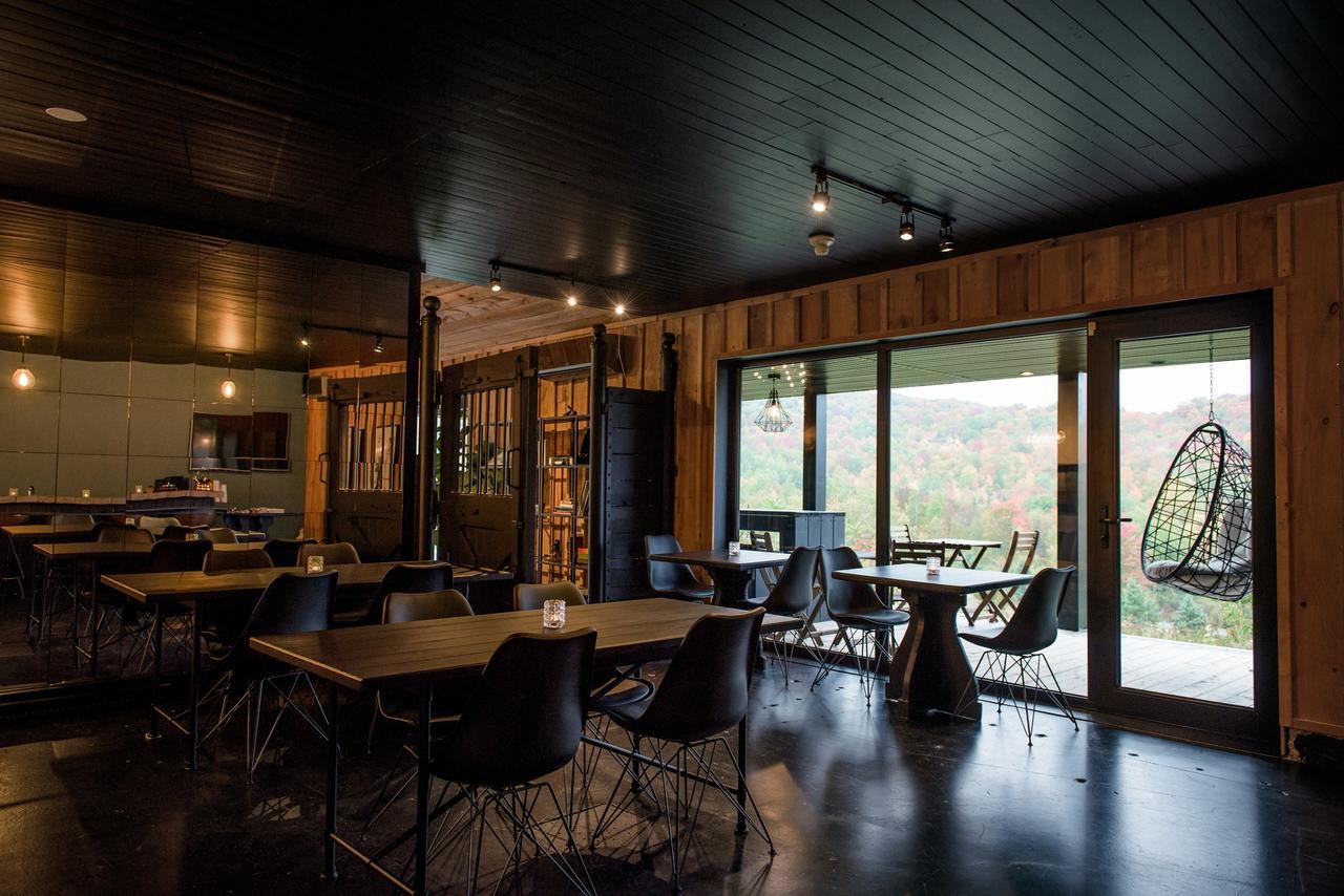 Beatnik Hotel Bromont Extérieur photo